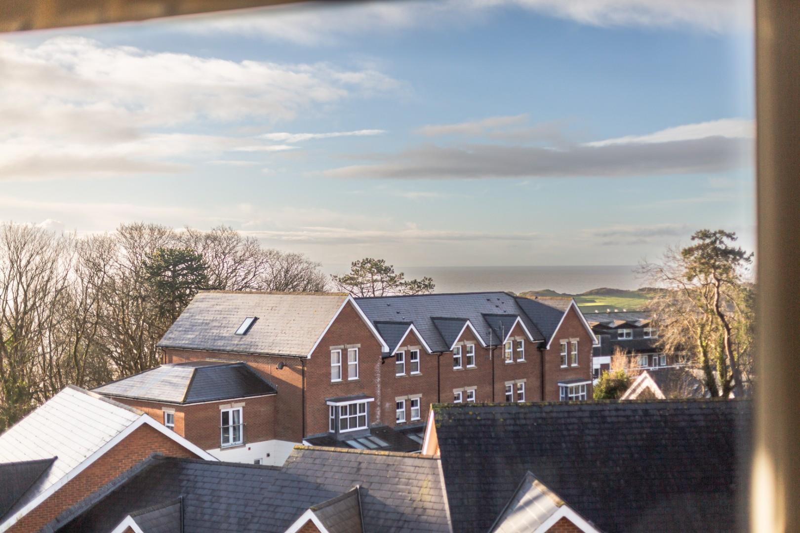 Brynfield Court, Langland, Swansea, SA3 4TF